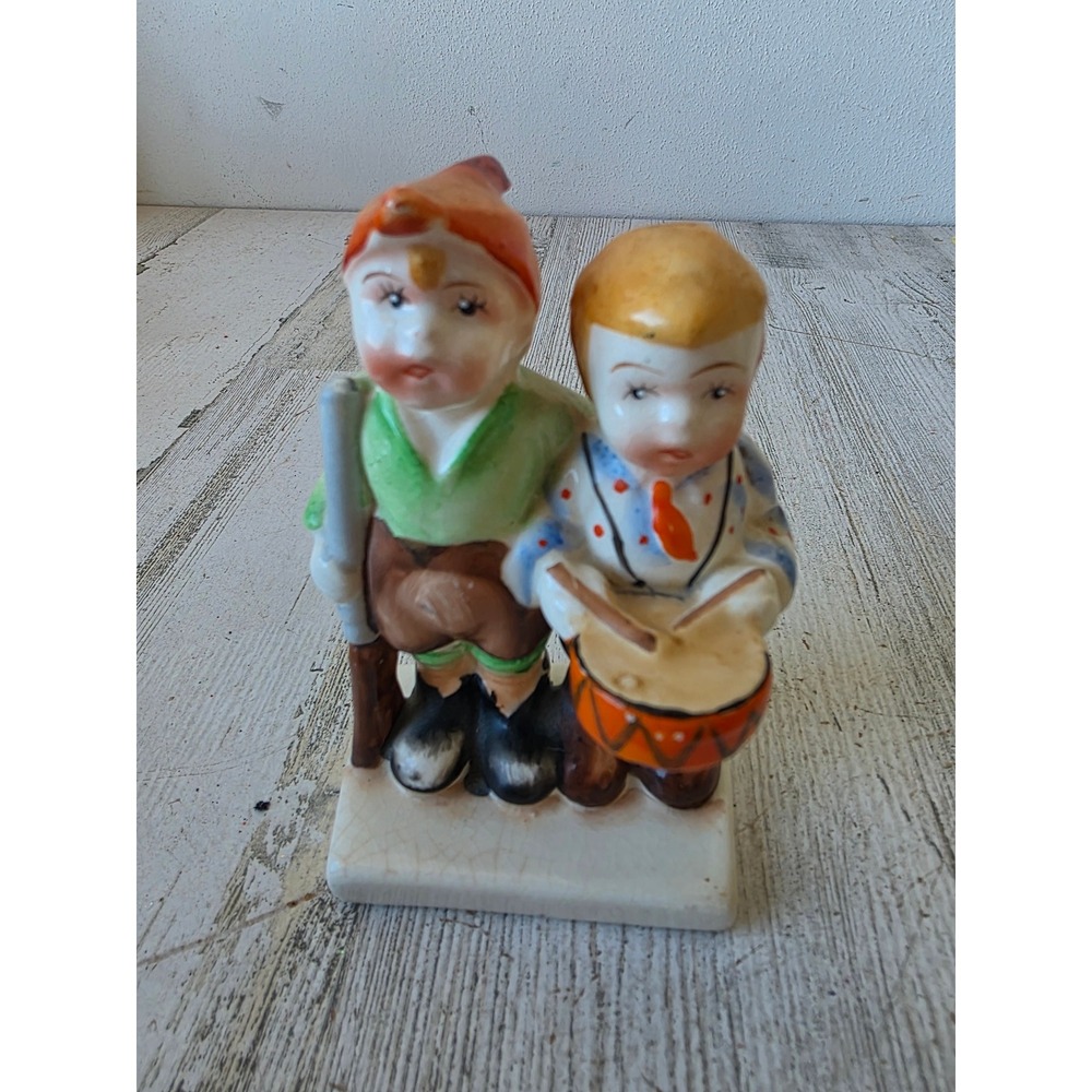Vintage ceramic Hunter statue figurine drums musical Japan boy children